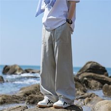 浅灰色
