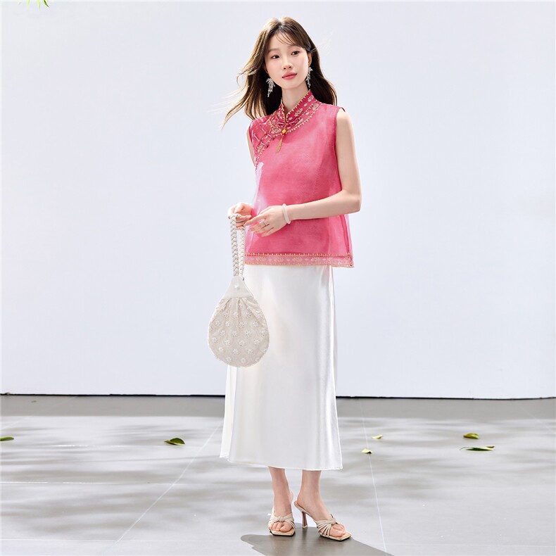 夏季新款现货！2026新中式立领优雅复古刺绣马甲+吊带连衣裙女,女装套装/套裙,宝儿家
