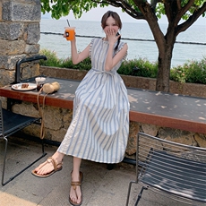 法式小清新条纹度假背心连衣裙女装新款夏季小个子宽松减龄长裙子，女装连衣裙，C位