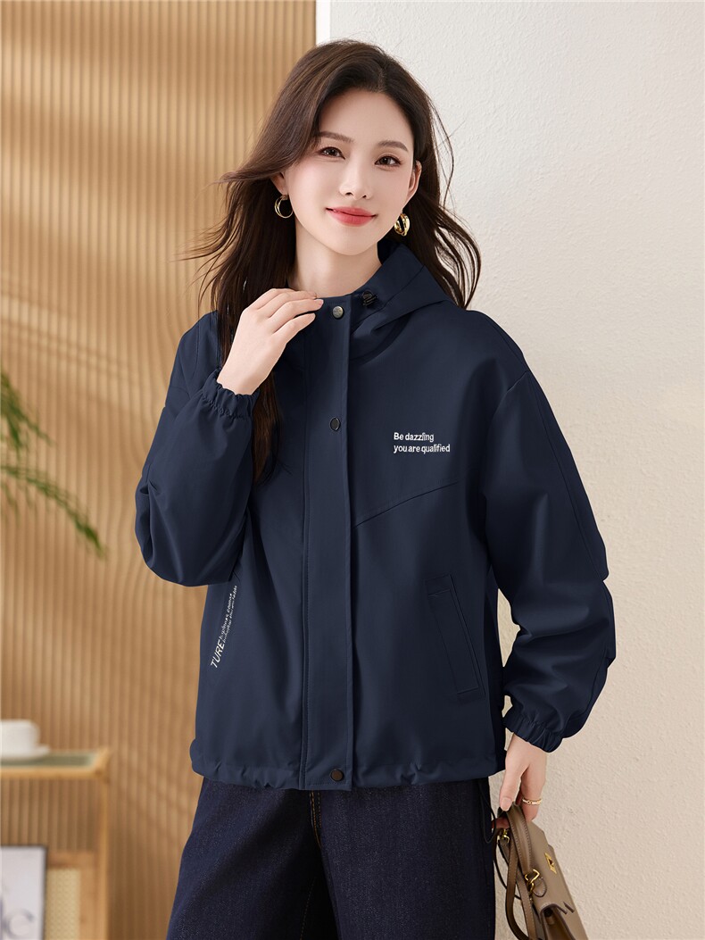 现货大货已出！！2025秋季女装新款时尚休闲刺绣字母连帽外套,女装短外套,以桐