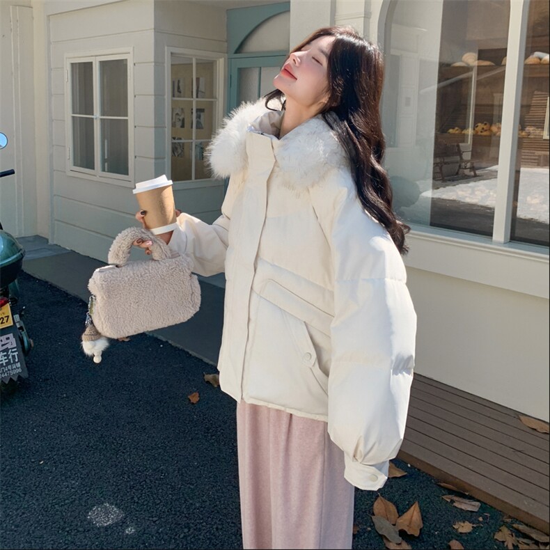 米白色大毛领羽绒服外套女秋冬2025新款独特设计白鸭绒保暖面包服,女装羽绒服,2B188