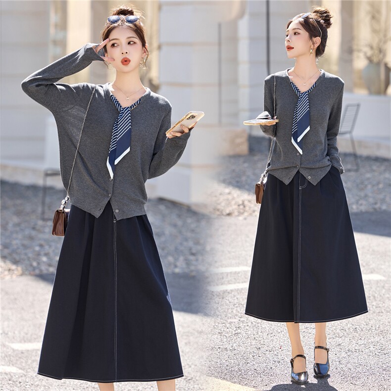 2025秋韩系慵懒松弛感针织开衫丝巾领吊带裙套装女秋牛仔裙两件套，女装套装/套裙，意芙