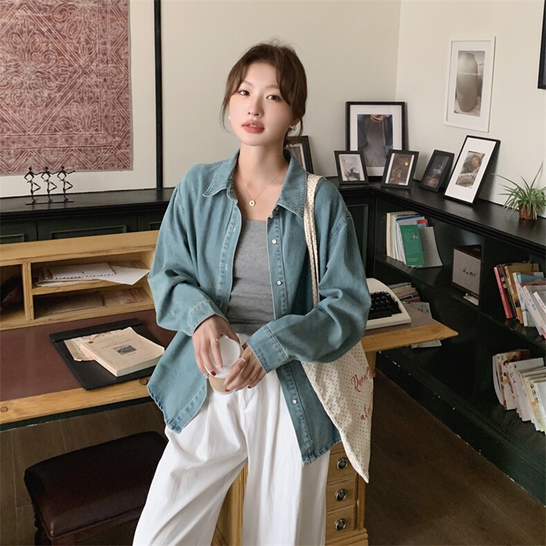 港风重工刺绣叠穿衬衣女款2025新款爆款早春休闲百搭牛仔衬衫外套,女装牛仔外套,依路服饰