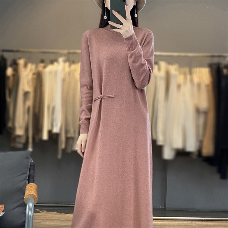 秋冬时尚盘扣显瘦长款过膝纯色简约百搭连衣裙,女装连衣裙,江南羊绒