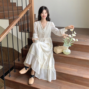 现货 春季新款蕾丝花边拼接连衣裙25017P145K208图片