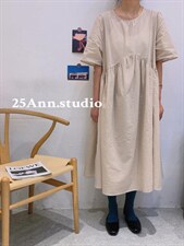 工艺盐缩廓形连衣裙，女装连衣裙，25Ann·Studio