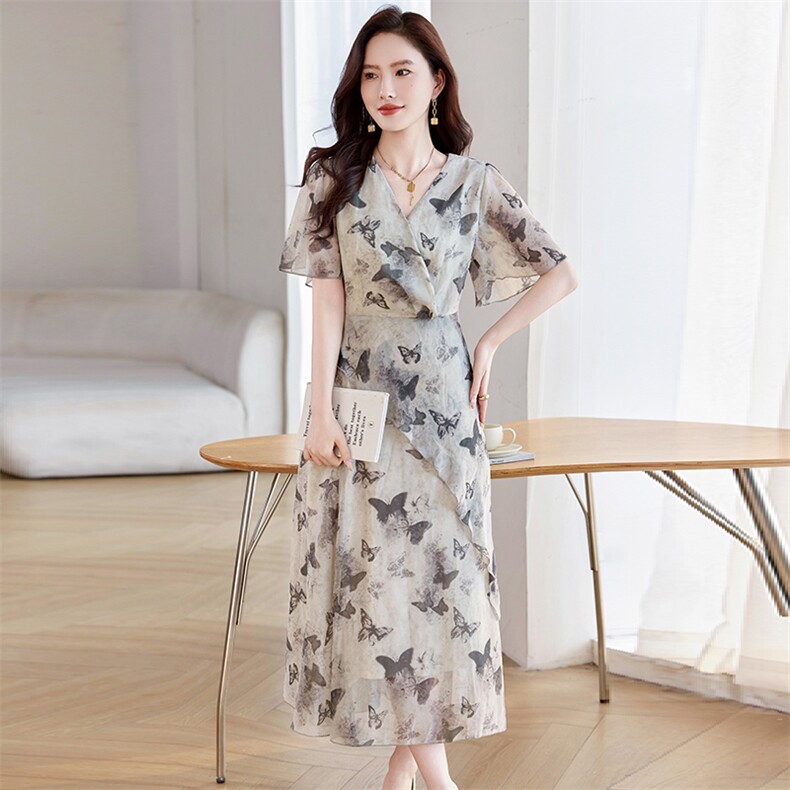 拉夏贝尔印花系带短袖连衣裙女2025年新款夏季中长款气质女装长裙，女装连衣裙，艾米