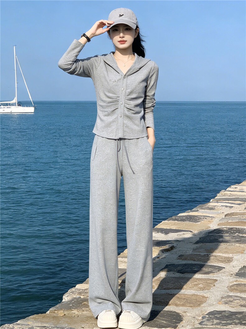 设计感时尚穿搭套装女春季修身显瘦褶皱连帽上衣休闲阔腿裤两件套,女装套装/套裙,江南