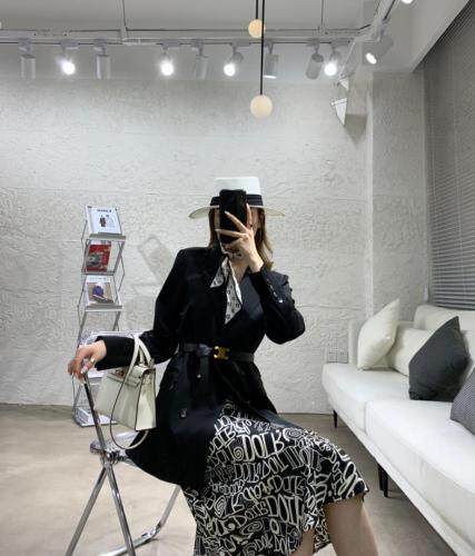 2??0??2??1??春款全面煥新??，女装，AMG