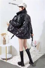 新款羽绒服现货，女装羽绒服，尚言