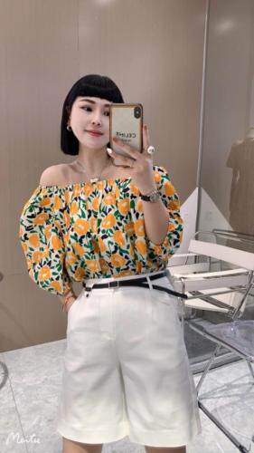 新花小衫三个颜色ML，女装，欧诗尚