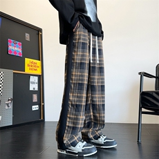 土黄色