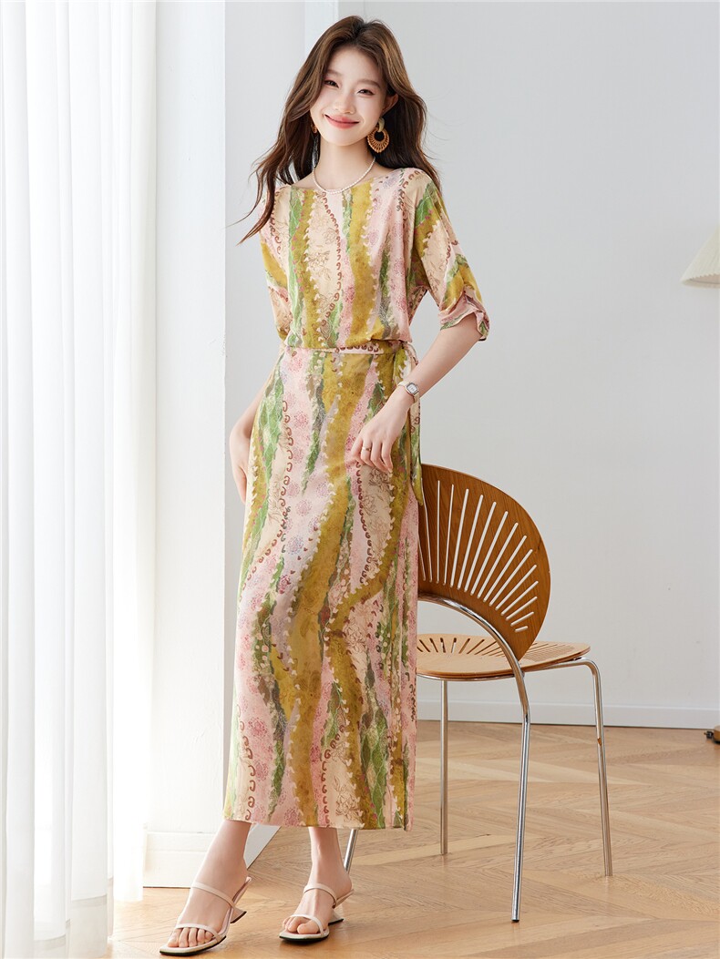 法式印花连衣裙女2026夏季新款韩版气质收腰显瘦中长款洋气打底裙,女装连衣裙,拾衣