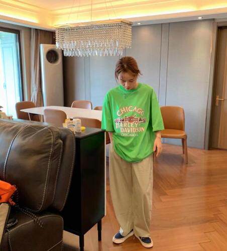 夏季新款捏皱印花T，女装，HV7ING