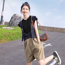 黑T+卡其色