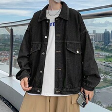 黑色