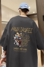 量大优可提供视频2024夏季新美式短袖T恤D223A-T24158-P18，男装T恤，电商019-1