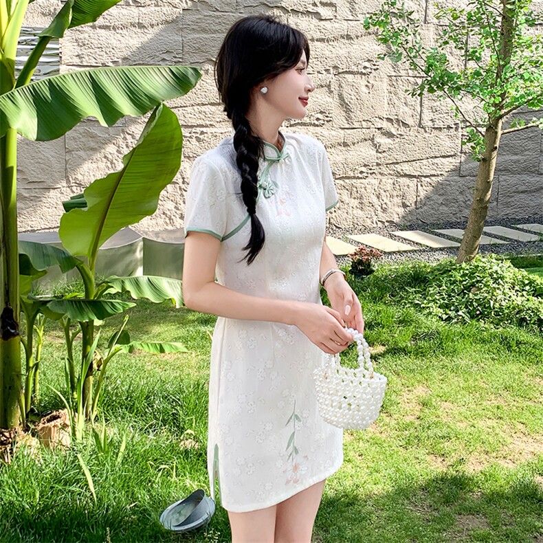 现货2024改良旗袍连衣裙年轻款女夏季新中式高级感禅意碎花裙,商品下架区,韩然一族
