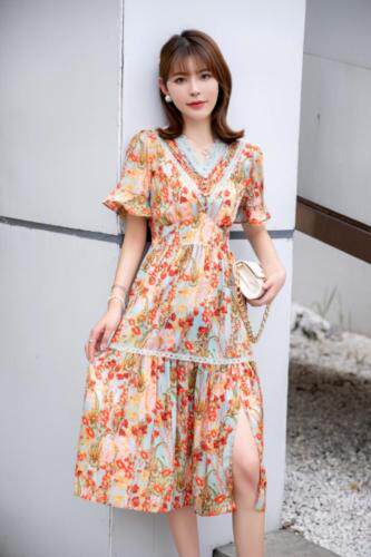 现货供应：雪纺真丝连衣裙M一3XL，女装连衣裙，拉思维加丝