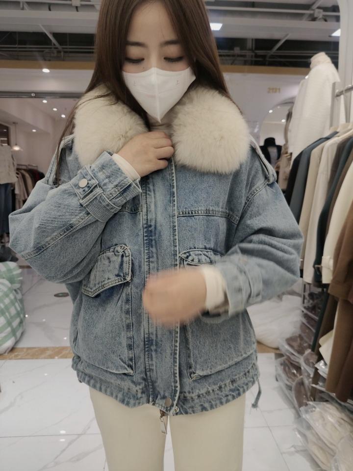 2021冬装新款狐狸毛大毛领牛仔羽绒服外套女,女装羽绒服,迷吉meeggle