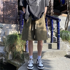 军绿色