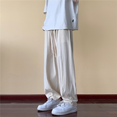 米白色