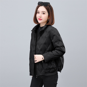 时尚气质休闲短款翻领羽绒服女冬装新款保暖外套图片