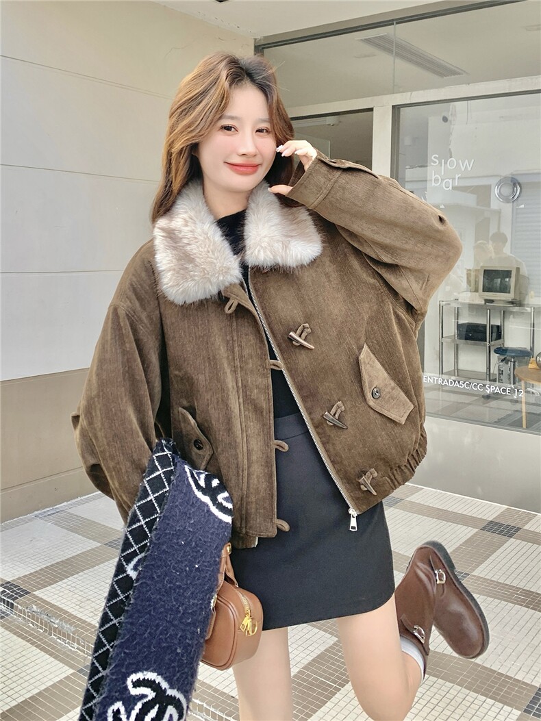 复古毛领派克羽绒服女冬短款小个子牛角扣加厚白鸭绒内胆毛呢外套,女装羽绒服,艾米莉亚