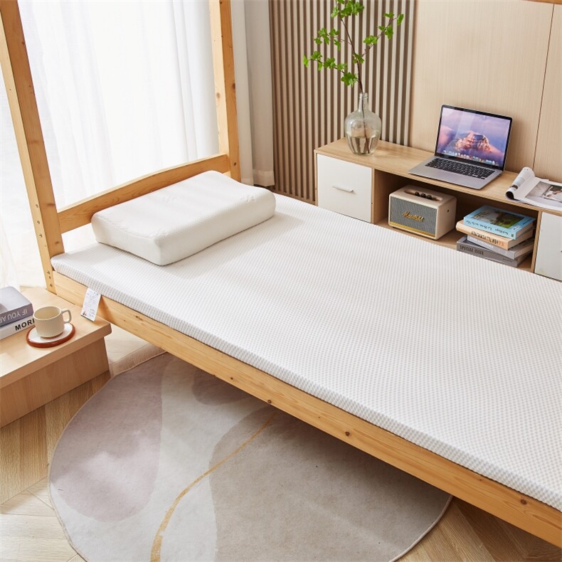新款护脊乳胶床垫，毯子，一起卖家纺