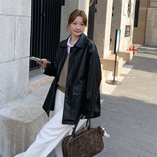 新款现货主推袖口拼接皮衣外套9878-P155-K218，女装风衣，2C129