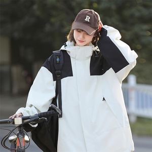 2025秋季户外三防冲锋衣夹克男女同款连帽防风登山外套23657-P30