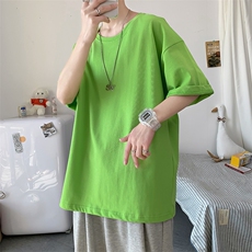 草绿色