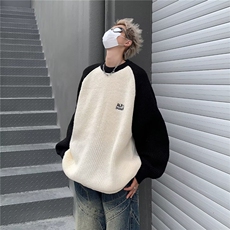 黑色