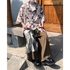 浅褐色