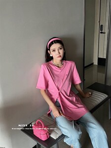 现货 小众设计师款垫肩T 糖果色图片