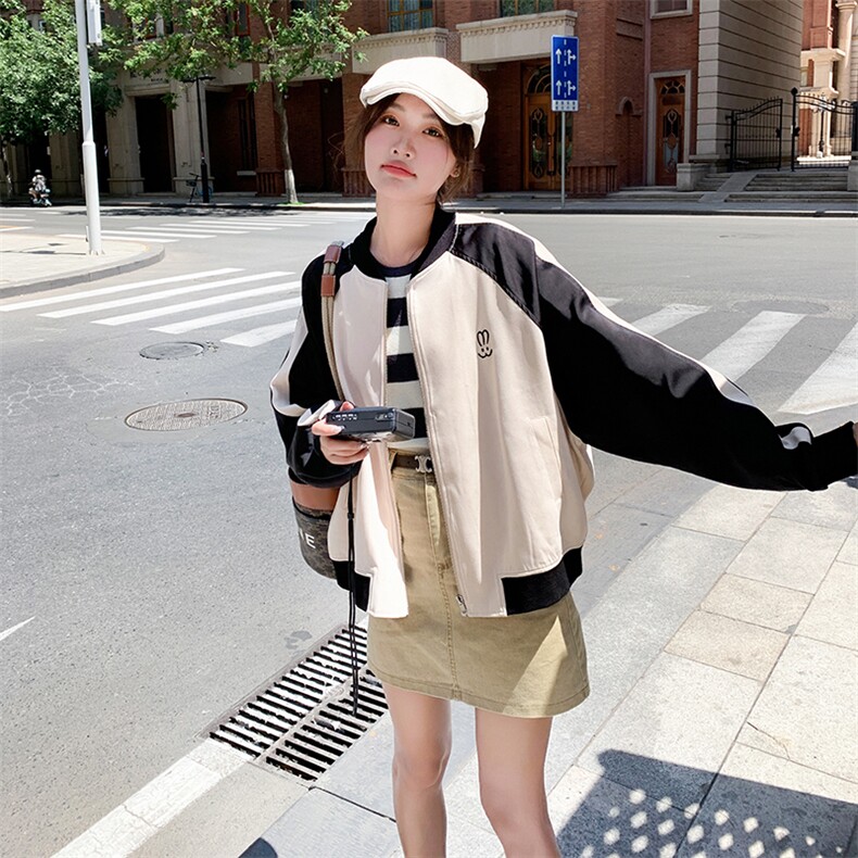 高级感刺绣拼接棒球服外套女2023秋新款小个子超级好看学院风夹克,女装短外套,一九零