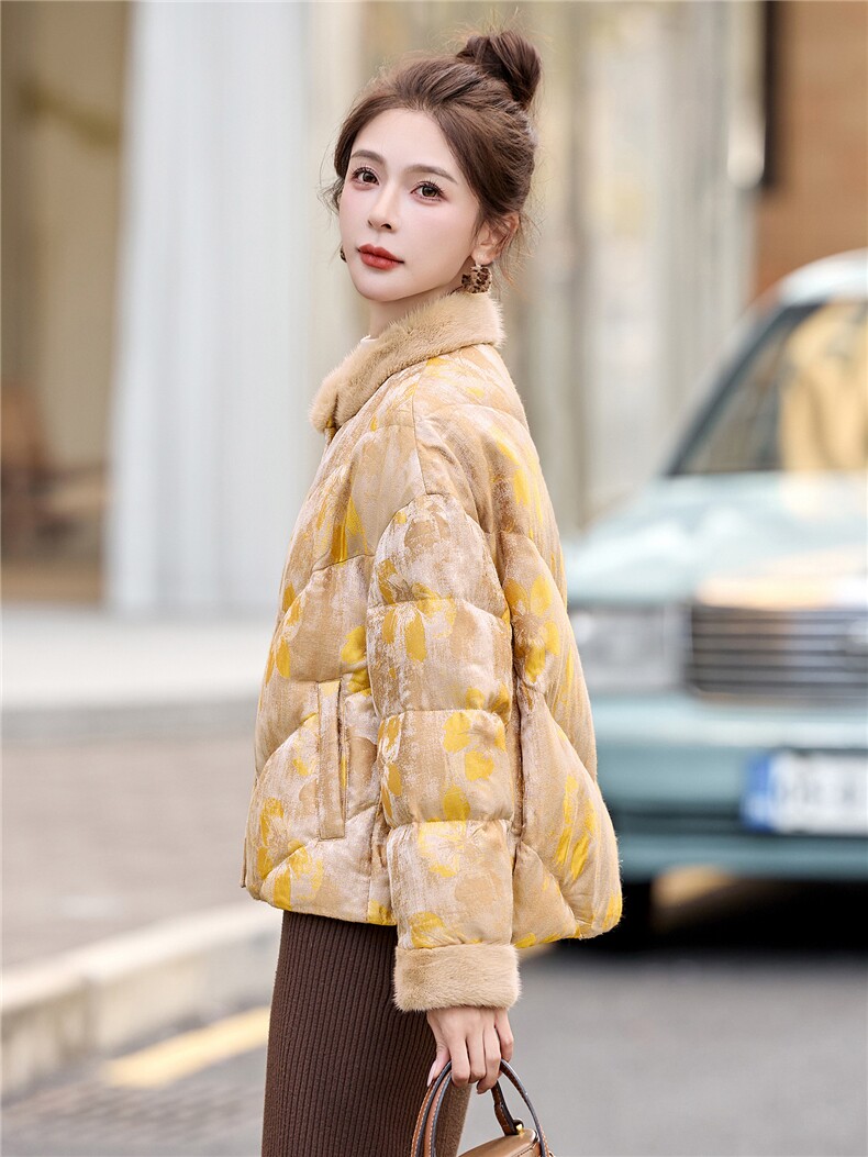 新中式短款羽绒服女2025年冬季新款保暖羽绒外套女,女装羽绒服,美沁