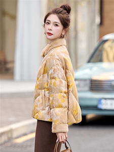 新中式短款羽绒服女2025年冬季新款保暖羽绒外套女图片