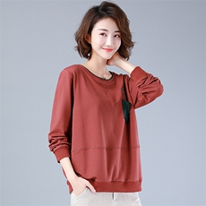 圆领短款2021春秋季新款时尚个性百搭简约甜美可爱优雅减龄，女装T恤，丽影随形