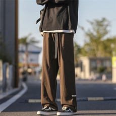 咖啡色