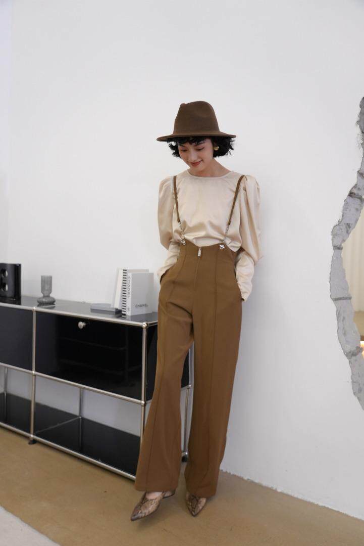 可脱缷金属配件巧妙设计惑背带裤。，其它，GN