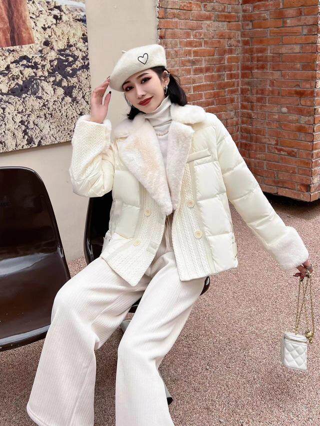 [现货]羽绒拼接貂毛款，两色，两码，其它，依柏璐(1F)