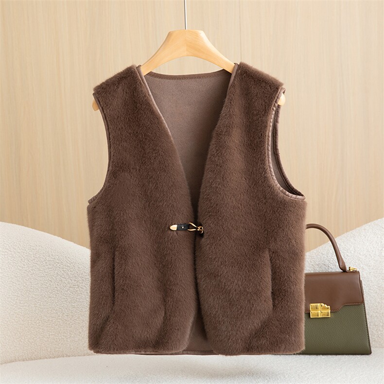 新款女士金貂绒马甲微弹保暖舒适时尚百搭显瘦修身，女装马甲，雪菲羊绒