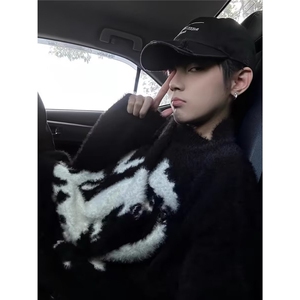 欧美小众高级感毛衣男宽松氛围感圆领套头针织衫情侣上衣图片