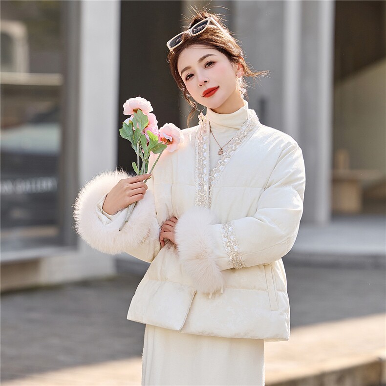 2025年冬季依如秀新中式狐狸毛外套,女装羽绒服,依如秀(原杭风阁)