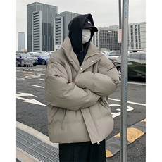 灰绿色