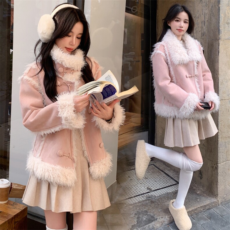 粉色高级感皮毛一体外套女短款2024冬季新款小个子设计毛茸茸上衣，女装羊羔毛/颗粒绒，韩蜜菓