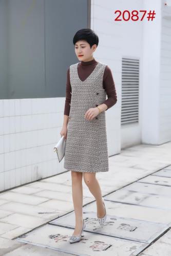 六个扣两件套连衣裙,女装连衣裙,罗兰春天
