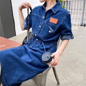牛仔连体裙图片