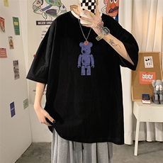 黑色